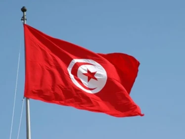 تصريحات مثيرة لوزير الداخلية التونسي حول إبقاء شخصيتين قيد الإقامة الجبرية
