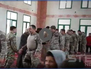 بالفيديو||مظاهرات تُطالب بإسقاط النظام السوري.. وأجواء عيد في ادلب بحضور جنود اتراك
