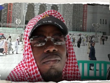 شاهد|| من أمام مكة المكرمة.. بوغبا ينشر صوراً له بعد أنباء اقتراب انتقاله إلى الدوري السعودي