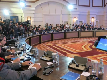 روسيا تفتتح أستانا باتهام المعارضة بالكيماوي، والوفد المعارض يُماطل باللجنة الدستوريَّة