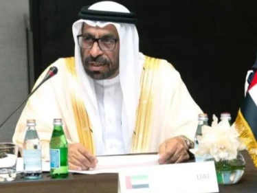 تصريحات مسؤول إماراتي لافتة حول عدد من قضايا المنطقة