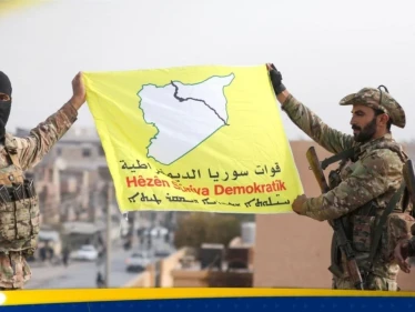 قسد تعلن تفكيك سيارة مفخّخة واعتقال خلية لداعش شرقي سوريا - وكالة ستيب نيوز