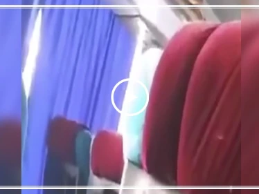 بالفيديو|| وافد يهدد نساء سعوديات بالخنق والقتل.. والشارع السعودي غاضب