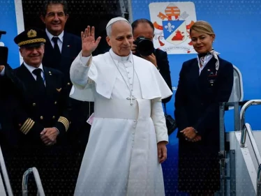 البابا ليو الرابع عشر يزور لبنان في زيارة تاريخية تحمل رسالة سلام - وكالة ستيب نيوز