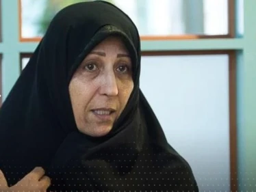 ابنة رفسنجاني تلمح في فيديو إلى الجهة التي "قتلت" والدها.. وتكشف ما يعانيه الشعب الإيراني