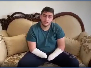 بالفيديو|| أول تعليق لـ "فتى الزرقاء" على أحكام الإعدام الصادرة بحق المشاركين بالاعتداء الوحشي عليه