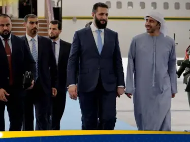 الشرع في أبوظبي حاملاً ملفات 