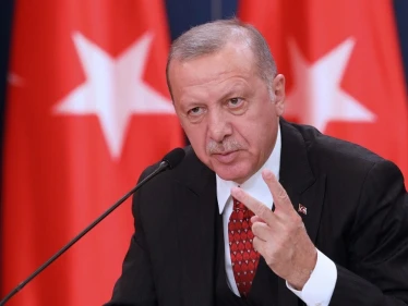 أردوغان يعلن "تحمل المسؤولية" في دولة انسحبت منها واشنطن