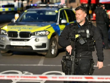 حادث أمني كبير وخطير في ويلز البريطانية يخلف عدداً من الضحايا