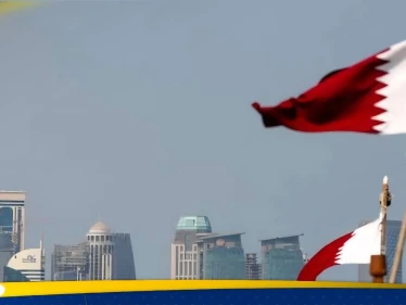 أول زعيم عربي يصل الدوحة بعد الهجوم الإسرائيلي على قطر