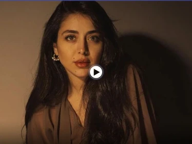 خطوبة الفنانة السورية هيا مرعشلي.. وجدتها تكشف هوية العريس (فيديو)