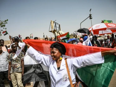 مستشار البرهان يعلّق على التغييرات في 25 أكتوبر والمرحلة الانتقالية في السودان