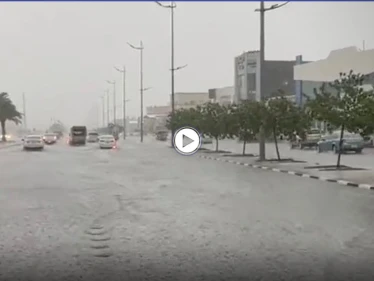 نجران الأن يتصدر الترند.. والمدينة السعودية تستقبل عيد الأضحى بأمطار غزيرة وسيول جارفة (فيديو وصور)