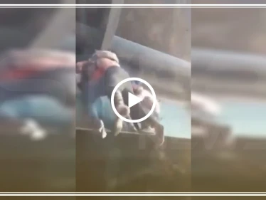 وأنت تشاهد هذا الفيديو يُخال لك أنه مأخوذ من فيلم.. هكذا أنقذ شاب عراقي أحد المصابين بالاحتجاجات