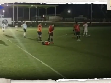 مباراة كرة قدم في المكسيك تتحول لعزاء بعد مقتل مدرب أحد الفريقين (فيديو)