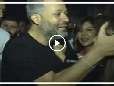 شاهد بالفيديو || مذيعة لبنانية تتعرض لموقف محرج على الهواء