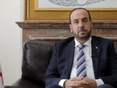 عقب تعليق روسيا على الانتخابات الرئاسية السورية.. رئيس الائتلاف المعارض يغرّد ملمحاً لبشار الأسد بـ"هاشتاغ"