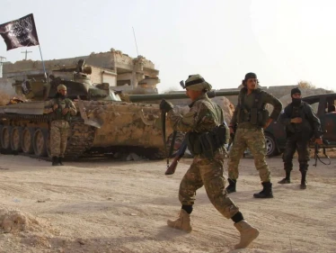 بسبب الاقتتال .. طلابُ إدلب وحلب محتجزون في المنازل