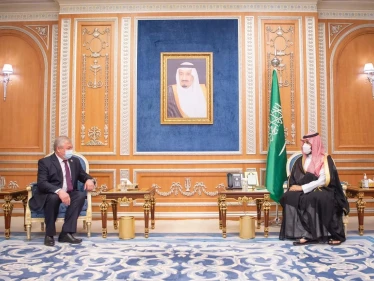 بالفيديو|| لمناقشة الملف السوري.. ولي العهد السعودي يلتقي المبعوث الروسي الخاص لشؤون التسوية السورية