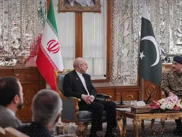 إيران تدرس مقترحات أمريكية "جديدة" عبر وساطة باكستان - وكالة ستيب نيوز