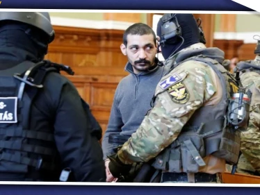 المجر تحاكم لاجئ سوري بتهمة الإنتماء لداعش وقتل 25 سورياً وقطع رأس أحدهم