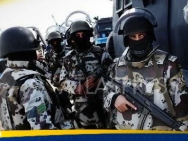 الأمن السعودي يعلن القبض على 8 مقيمين من الجنسية السورية.. ويكشف السبب