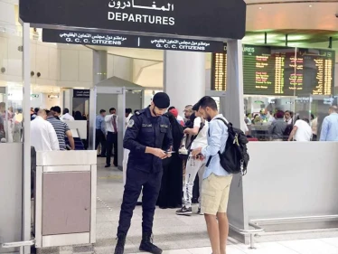 آلاف المصريين سيغادرون الكويت نهائياً خلال أشهر.. ومصدر يكشف السبب