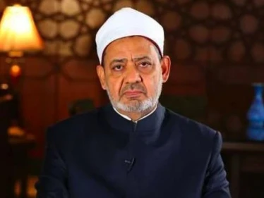 الأزهر الشريف يكشف الحالة الصحية للإمام الأكبر في بيانٍ رسمي.. ويوجه رسالة للشعب المصري