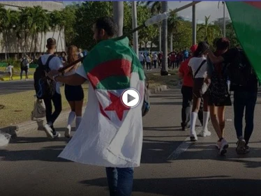 جزائريون يحتفلون بــ عيد الاستقلال ويعيدون نشر عشرات المقاطع والصور التي توثق لحظات الانتصار (فيديو وصور)