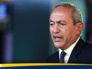 بعد نقل استثماراته إلى الإمارات.. صحيفة إسرائيلية تُعلّق على "هجرة أغنى رجل من مصر"