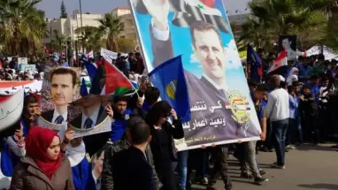 مسيرات مؤيّدة بدرعا، وعقوبات قاسية على من يخالف الأوامر