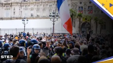 قانون ماكرون لرفع سن التقاعد يدخل حيّز التنفيذ في سبتمبر.. ومسؤولة فرنسية تدعو للإضرابات