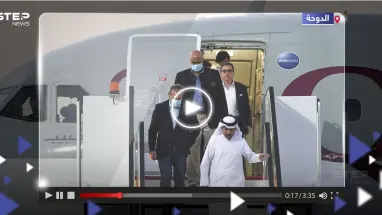 شاهد لحظة وصول الأمريكيين المفرج عنهم من إيران إلى الدوحة وطهران تنتظر أرصدة مجمدة