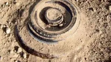 ألغام الحرب شرقي حماة تحصد أرواح عشرات المدنيين