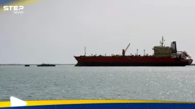 مسيرتان استهدفتا سفينة قرب ميناء الحديدة اليمني وسط سماع انفجارات