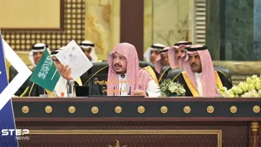 بالفيديو|| رئيس مجلس الشورى السعودي يثير تفاعلاً بتفسيره آية قرآنية لبرلماني أردني أخطأ فيها