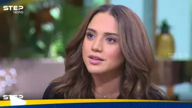 شاهد|| فنانة مصرية تتعرض لموقف محرج أمام السيسي.. والأخير يتدخل