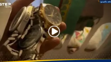 شاهد|| موظف في مكتب نتنياهو يصور نفسه وهو يسرق مقتنيات ثمينة من منزل في غزة