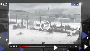 شاهد|| الأمواج وصلت لارتفاع 6 أمتار.. تسونامي يضرب سوتشي الروسية بسبب "عاصفة القرن"