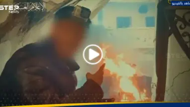 مقاتل التقط "سيلفي" مع دبابة متفحمة.. القسام تنشر مشاهد لتدمير آليات إسرائيلية (فيديو)