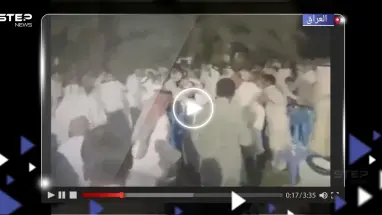 بالفيديو|| مواطن عراقي يضرب نائباً بالبرلمان.. ويحول جلسة عشائرية إلى معركة كراسي