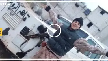 عاجل||بعربة مفخخة.. الفتح المبين تستعيد تل السكيك وتقتل العشرات من قوات النظام (فيديو)