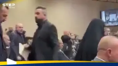 بالفيديو|| بعد انتهاء جلسة سرية.. أعضاء من البرلمان العراقي يهتفون بالموت لأمريكا وإسرائيل