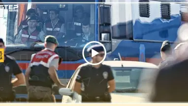 بحرقة قلب.. شاب يشكو الحال الذي وصل إليه السوريون في تركيا نتيجة الحملة الأخيرة(فيديو)
