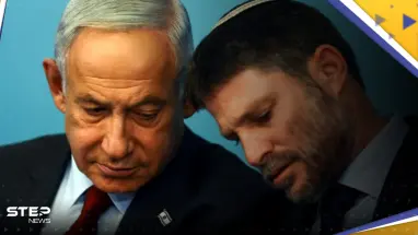 وزير المالية الإسرائيلي يحمل خريطة لإسرائيل تمحو فلسطين وتضم الأردن