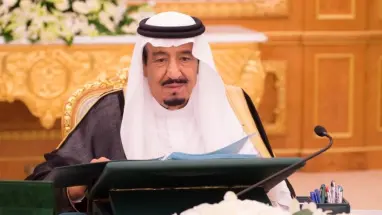 قرارات ملكية تُعيد هيكلة وزراء السعودية وتنشئ هيئات جديدة ,والجُبير خارجها