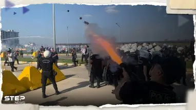 بالفيديو|| محتجون يحملون أعلام حماس ويقتحمون قاعدة عسكرية أمريكية بتركيا