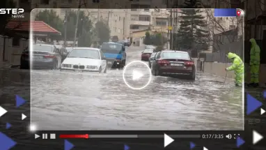 شاهد|| فيضانات مدمرة بالأردن تتسبب بمقتل شخص والبرد يحطم زجاج السيارات