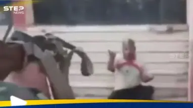 بالفيديو|| عسكري يقتل مدنيا وسط الشارع في السويداء لأنه "درزي": أحدث الأخبار