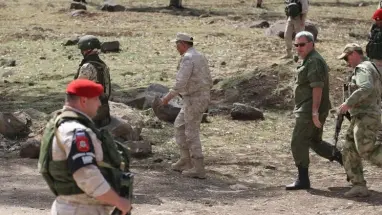 لجنة تفاوض "نوى" تجتمع مع الروس لبحث تجاوزات النظام بالمدينة!!
